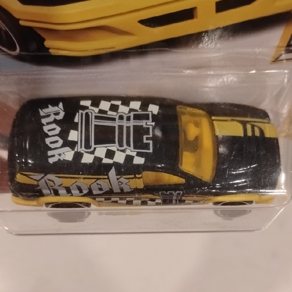Mattel Hot Wheels Yellow and Black Checkmate Car - Picture 3 of 9